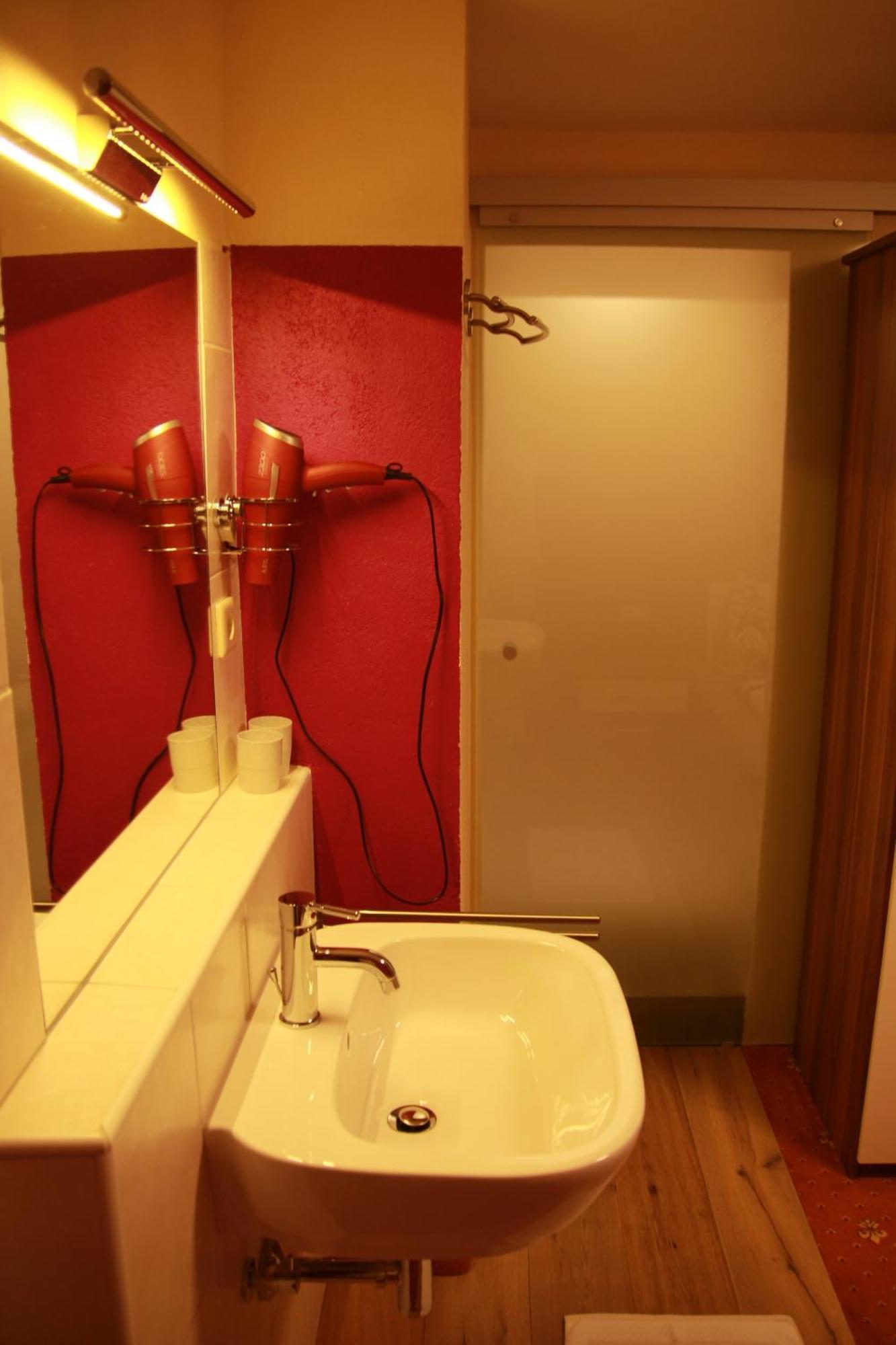 Haus Kartoner Hotel ชลัดมิง ห้อง รูปภาพ