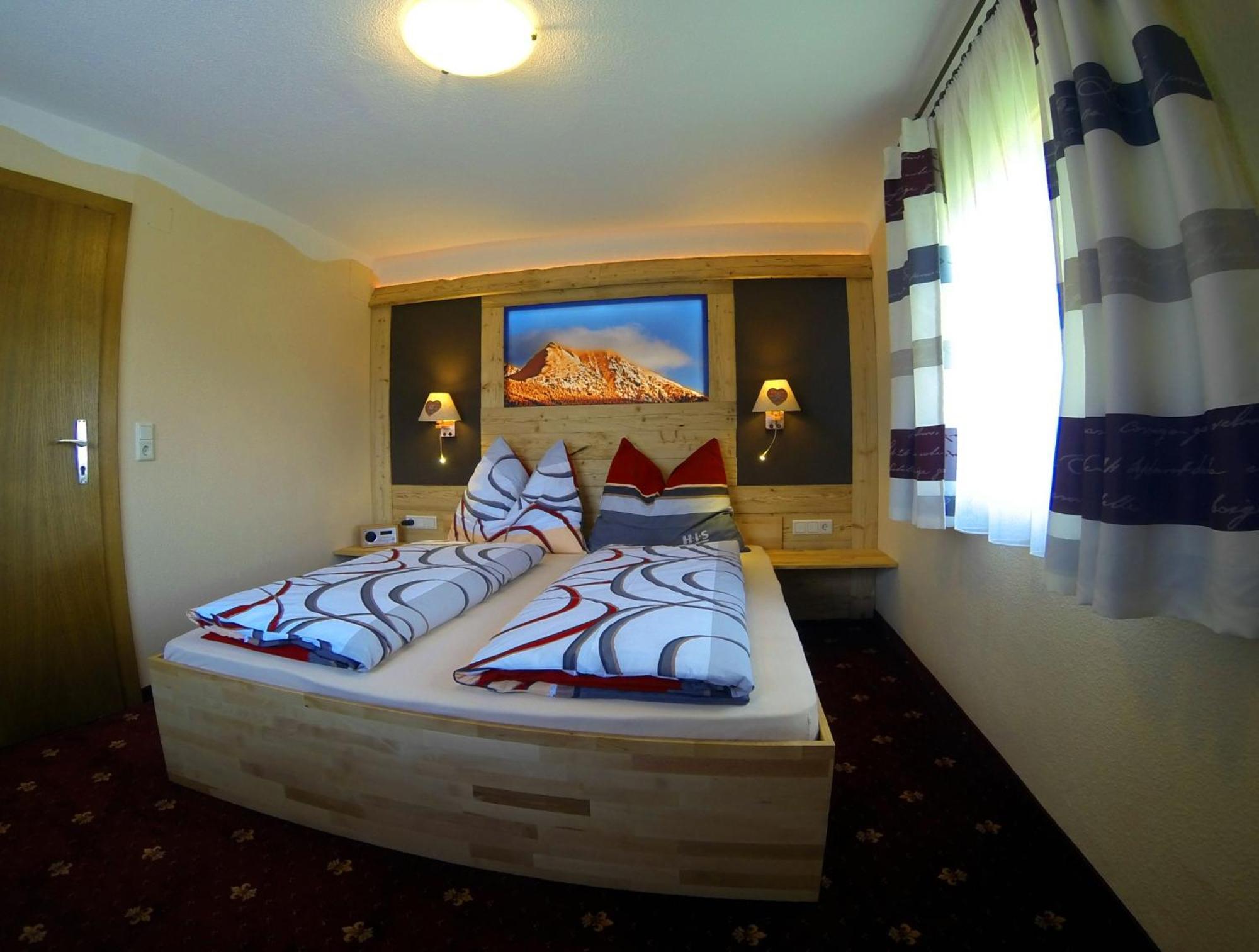 Haus Kartoner Hotel ชลัดมิง ห้อง รูปภาพ